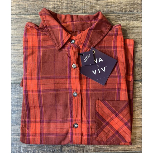 Women’s Ava & Viv Plaid Long Sleeve Collared Button-Down top red plaid X, 1020 - Picture 1 of 10